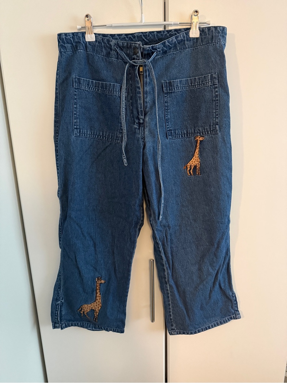 Vintage Agazo Women's 3/4 length Denim Capris with Giraffe Embroidery - Blue